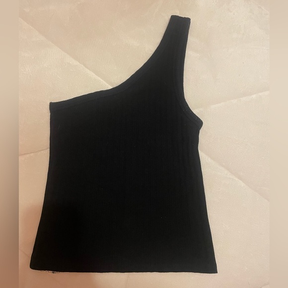 American Eagle Cropped One-Shoulder Tank Top - Picture 2 of 3